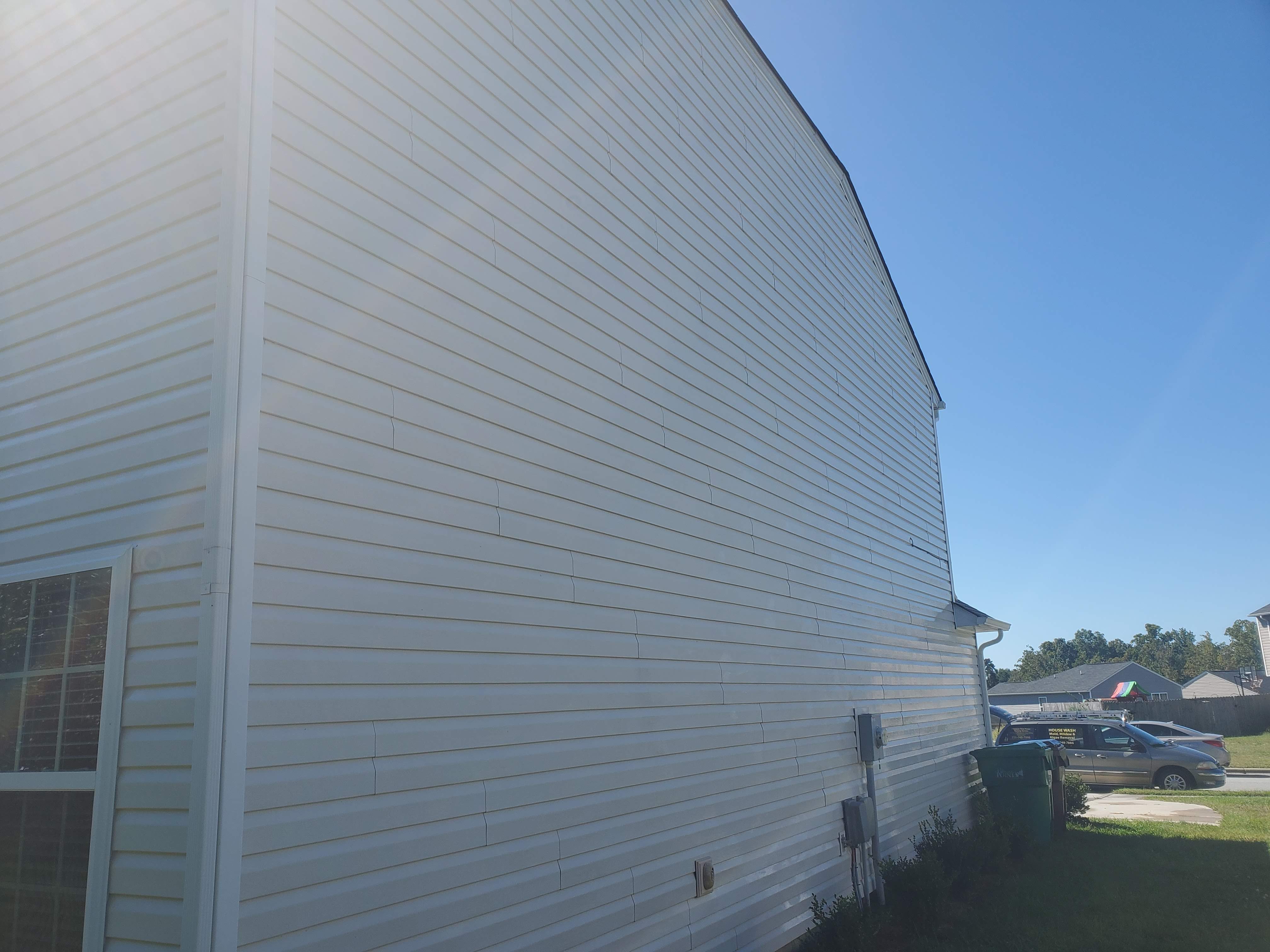 Pressure Time Power Washing: Service Image-11